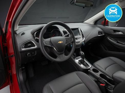 Used 2018 Chevrolet Cruze LS FWD image 5
