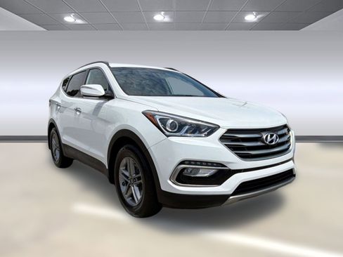 Used 2017 Hyundai Santa Fe Sport FWD image 6