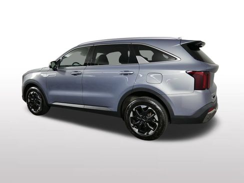 Used 2024 Kia Sorento S w/ Panoramic Sunroof Package AWD/4WD image 9