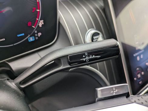 Used 2023 Mercedes-Benz GLC 300 GLC 300 image 32