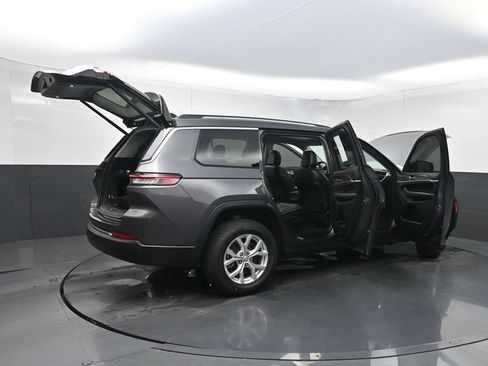Used 2023 Jeep Grand Cherokee L Limited RWD image 42
