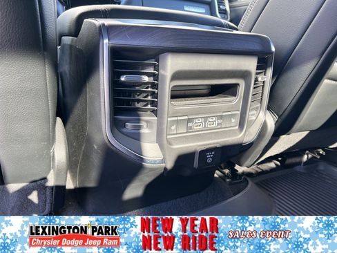 Used 2025 RAM 1500 Laramie image 10