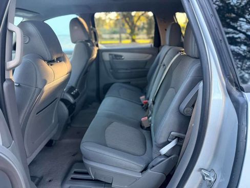 Used 2017 Chevrolet Traverse LS image 8