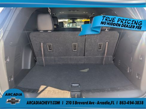 Used 2022 Chevrolet Traverse LS FWD image 15