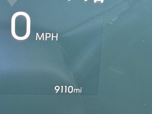 Used 2024 Buick Encore GX Avenir FWD image 21