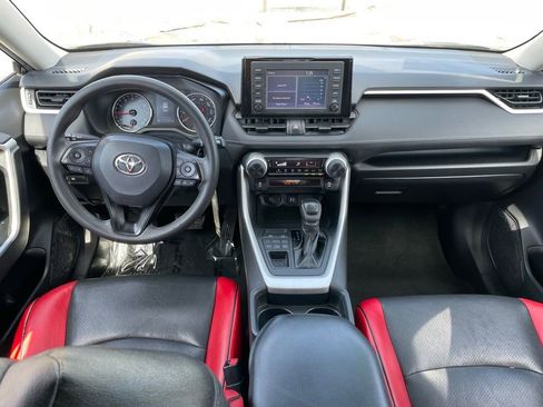 Used 2019 Toyota RAV4 LE w/ All Weather Liner Package AWD/4WD image 10