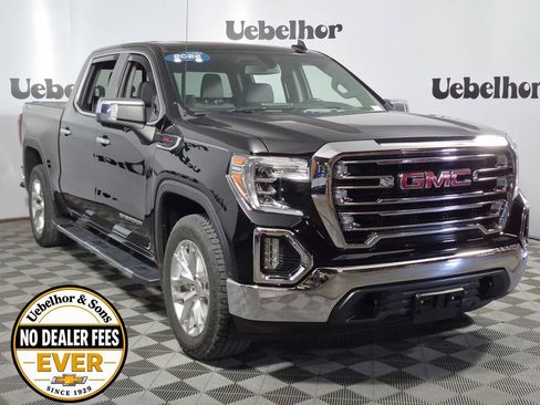 Used 2022 GMC Sierra 1500 SLT w/ SLT Premium Package AWD/4WD image 1