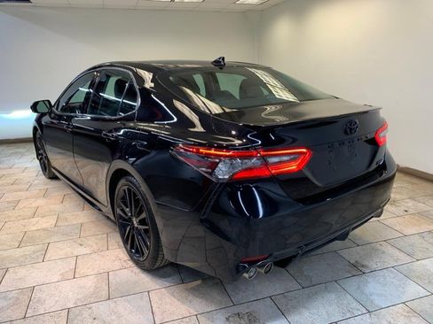 Used 2021 Toyota Camry XSE FWD image 5