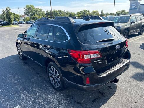 Used 2017 Subaru Outback 2.5i Limited AWD/4WD image 5