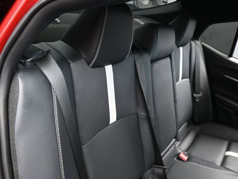 Used 2025 Toyota Camry SE w/ Multimedia Upgrade Package image 38