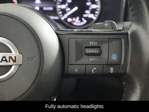 Used 2021 Nissan Rogue SV w/ Premium Package AWD/4WD image 10