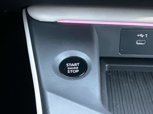 New 2026 Nissan Sentra SL w/ Floor Mat Package image 37