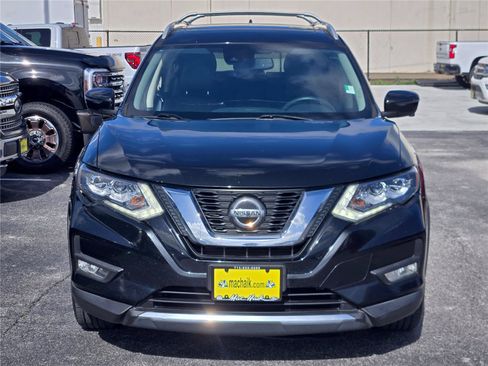 Used 2019 Nissan Rogue SL w/ Premium Package FWD image 2