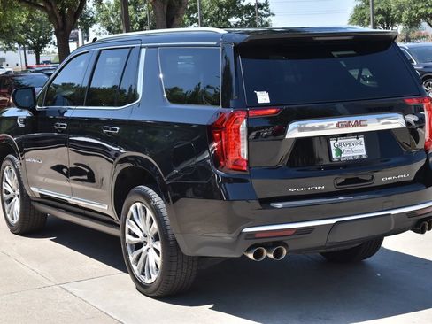 Used 2023 GMC Yukon Denali w/ LPO, Floor Liner Package AWD/4WD image 10