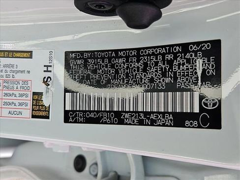 Used 2021 Toyota Corolla LE image 23