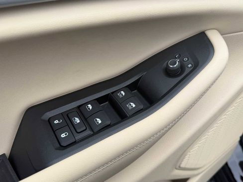 New 2025 Jeep Grand Cherokee Limited AWD/4WD image 6