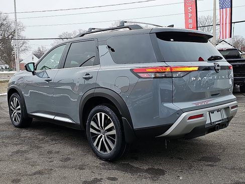 New 2025 Nissan Pathfinder Platinum w/ Cargo Package image 3