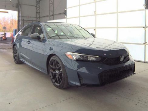Used 2025 Honda Civic Sport image 4