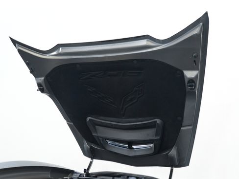 Used 2015 Chevrolet Corvette Z06 w/ 3LZ Preferred Equipment Group image 44