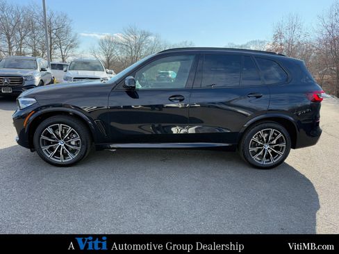 Used 2023 BMW X5 xDrive40i w/ M Sport Package image 5