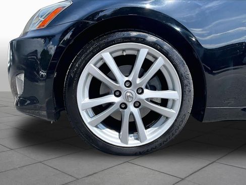 Used 2007 Lexus IS 250 w/ Premium Pkg RWD image 10