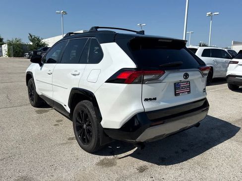 Used 2025 Toyota RAV4 XSE AWD/4WD image 3