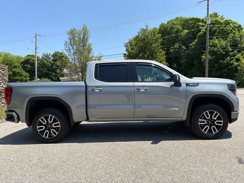 Used 2026 GMC Sierra 1500 AT4 w/ AT4 Preferred Package AWD/4WD image 8