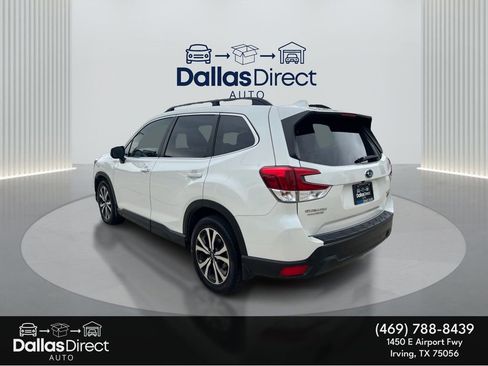 Used 2020 Subaru Forester Limited image 8