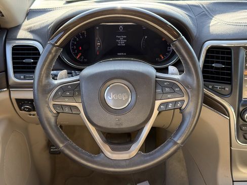 Used 2014 Jeep Grand Cherokee Overland w/ Advanced Technology Group image 14