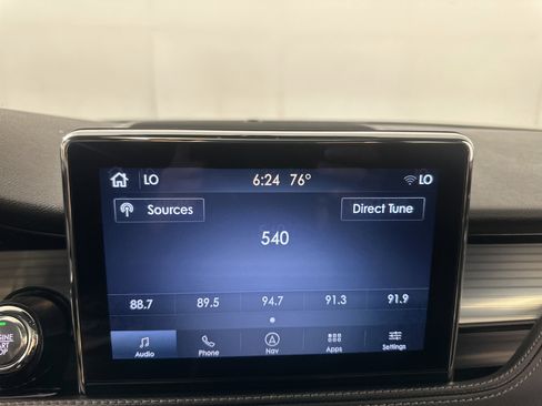 Used 2021 Lincoln Corsair AWD w/ Premium Package image 17