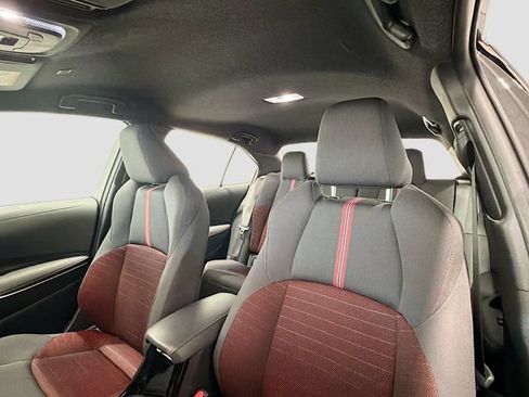 Certified 2025 Toyota Corolla SE FWD image 18