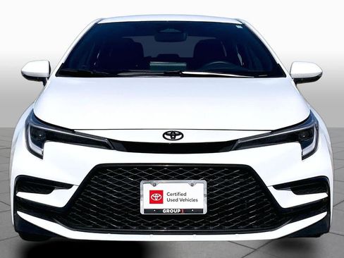 Used 2026 Toyota Corolla SE FWD image 4