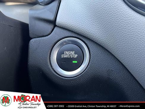 Used 2024 Chevrolet Equinox LS w/ LS Convenience Package image 24