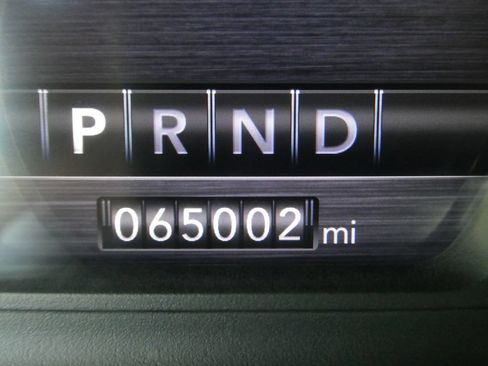 Used 2021 RAM 1500 Laramie w/ Sport Appearance Package AWD/4WD image 34