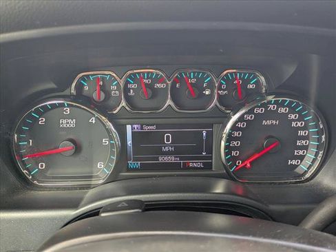 Used 2018 Chevrolet Silverado 1500 LT w/ All Star Edition RWD image 11