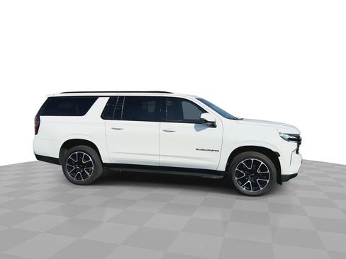 Used 2023 Chevrolet Suburban RST w/ Luxury Package AWD/4WD image 10