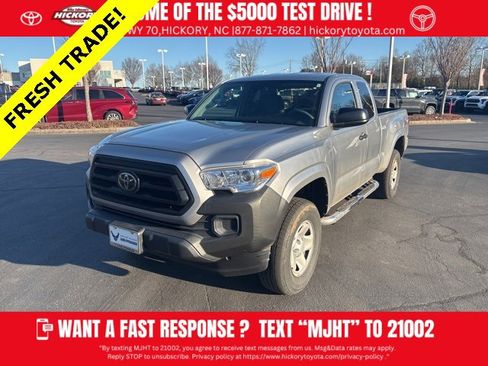 Used 2021 Toyota Tacoma SR image 1