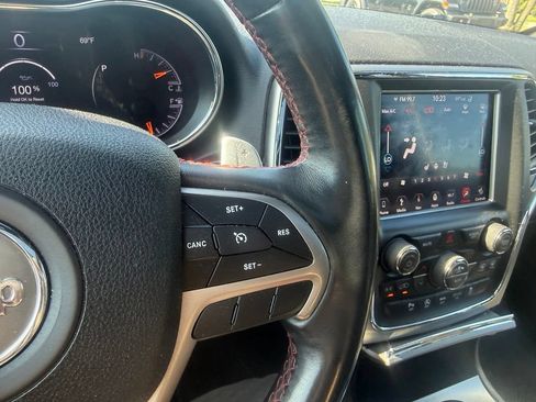 Used 2018 Jeep Grand Cherokee Trailhawk w/ Trailhawk Luxury Group AWD/4WD image 21
