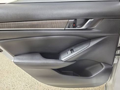 Used 2019 Honda Accord EX-L image 14