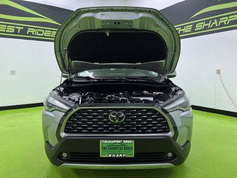 Used 2023 Toyota Corolla Cross XLE AWD/4WD image 4