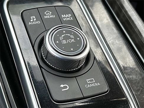 Used 2024 Nissan Armada Platinum w/ Captain's Chairs Package image 35