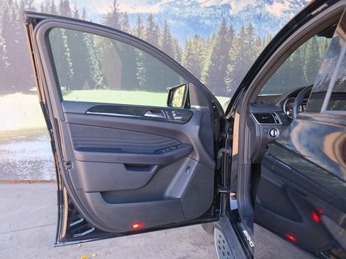 Used 2017 Mercedes-Benz GLE 43 AMG 4MATIC Coupe image 11