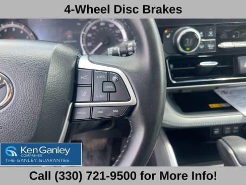 Used 2023 Toyota Highlander XLE AWD/4WD image 31