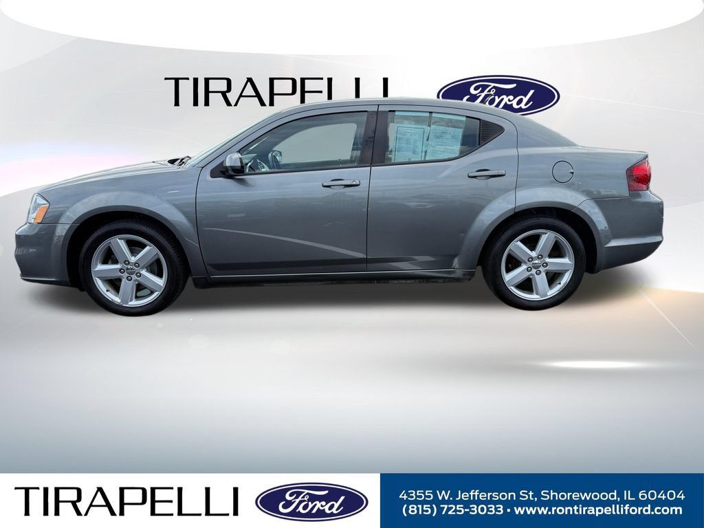 Used 2012 Dodge Avenger SXT FWD image 3