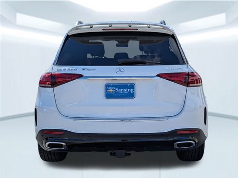 Used 2022 Mercedes-Benz GLE 350 4MATIC w/ AMG Line Exterior image 5