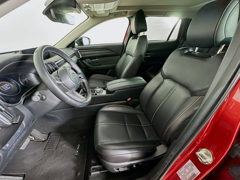 Used 2025 MAZDA CX-50 AWD 2.5 S w/ Premium Plus Pkg image 13