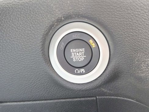 New 2026 Chrysler Pacifica Select image 29