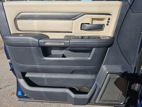 Used 2020 RAM 2500 Limited image 27