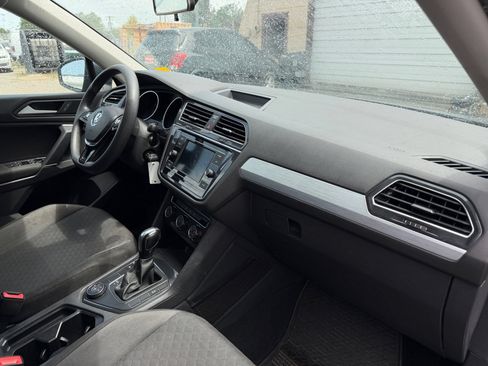 Used 2020 Volkswagen Tiguan S AWD/4WD image 16