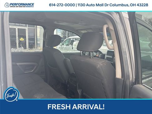 Used 2015 Nissan Titan PRO-4X image 16